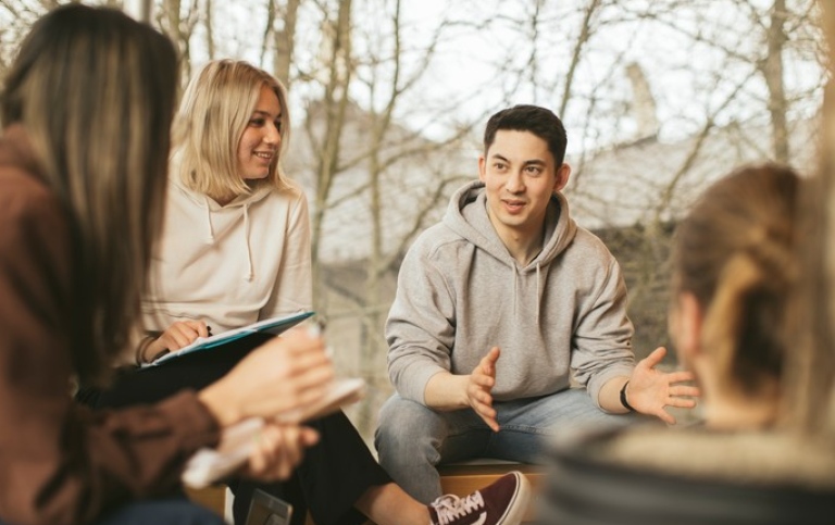A group of universty students in a discussion. Photo: Niklas Björling/Stockholm University. 